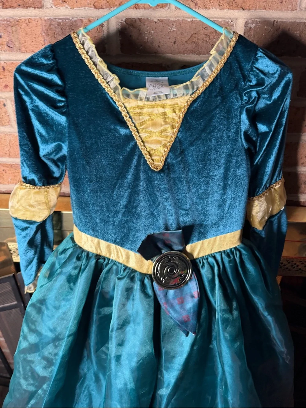 GIRLS SZ 9/10 DISNEY STORE $55 Merida Costume Brave LACE ON ARMS IS MISSING - Picture 6 of 9